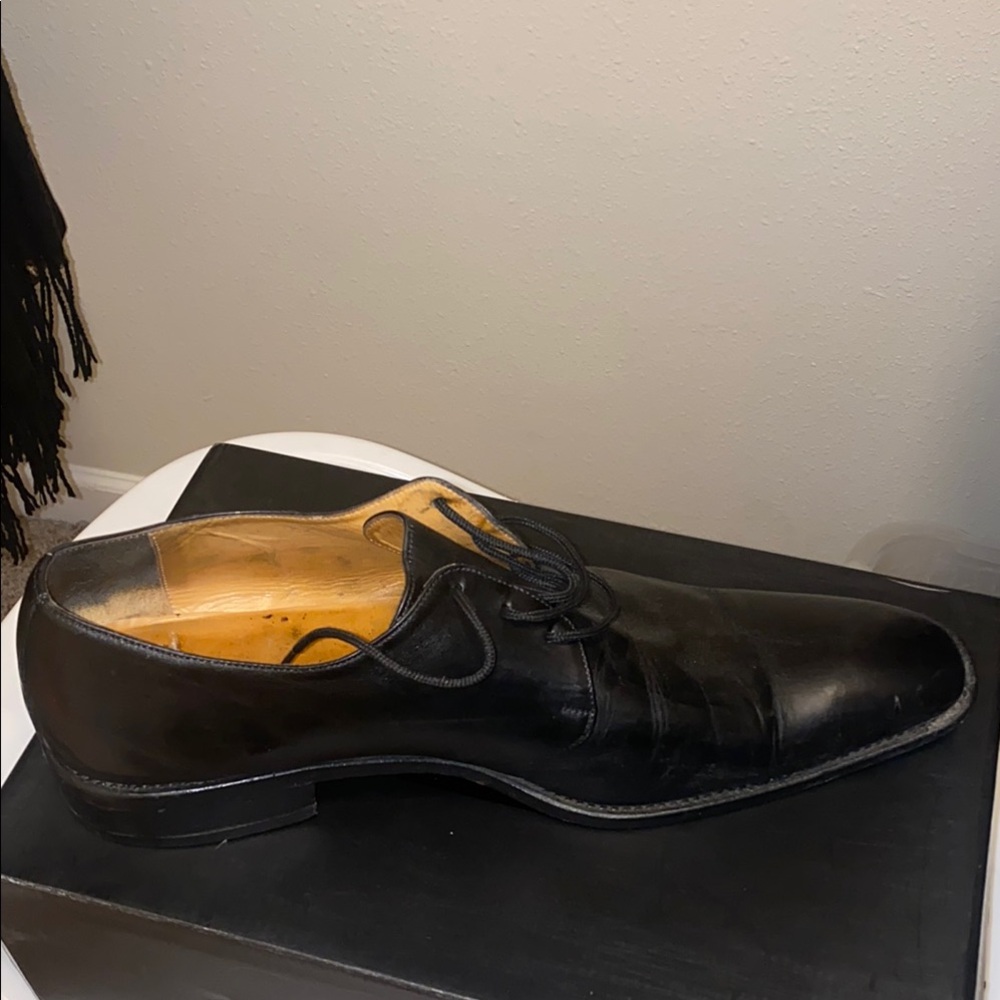 These Jm Weston dress up shoes for men they are black and used good
